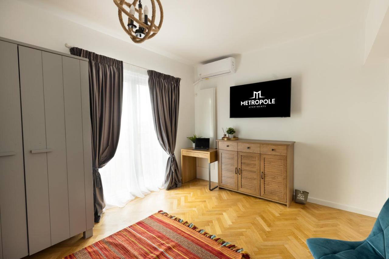 Metropole Apartments Panoramic Ateneum บูคาเรสต์ ภายนอก รูปภาพ